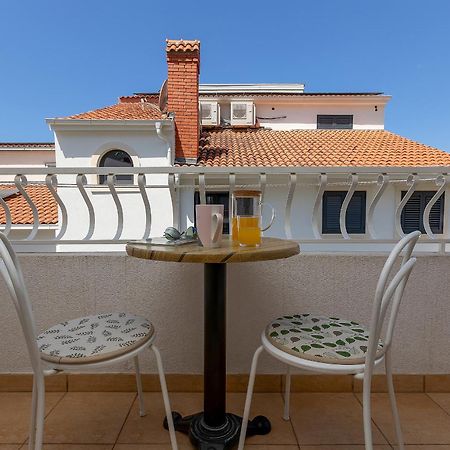 מאקרסקה Apartman Klara 2 מראה חיצוני תמונה